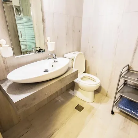 2 Bedrooms Apartment Close To Metro Dafni In אתונה מראה חיצוני תמונה